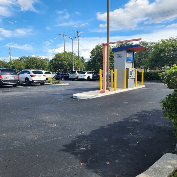 More Photos Of 1155 S Dale Mabry Hwy, Tampa Unknown For Lease
