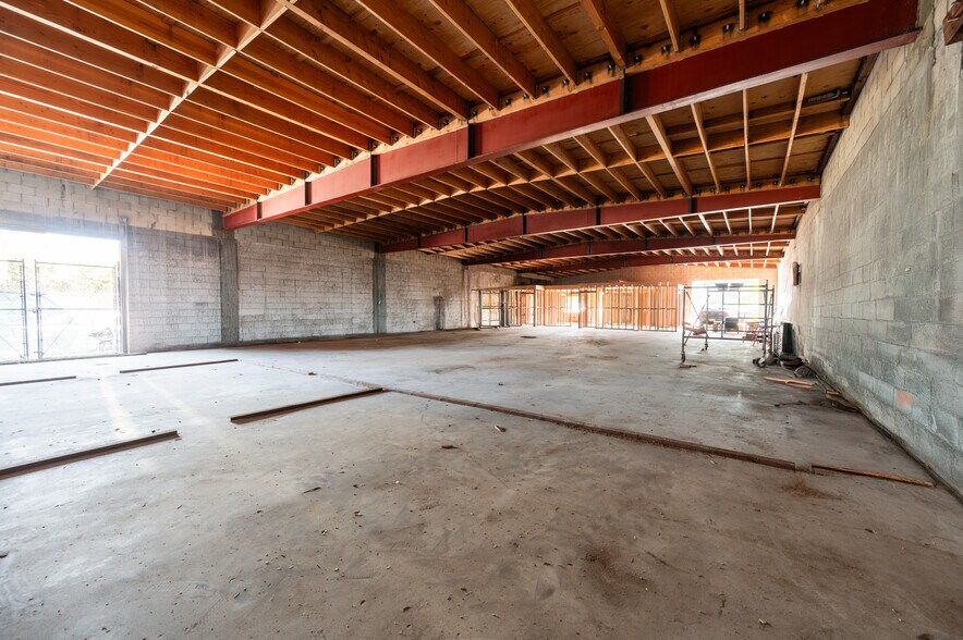 More Photos Of , North Hollywood Unknown For Sale