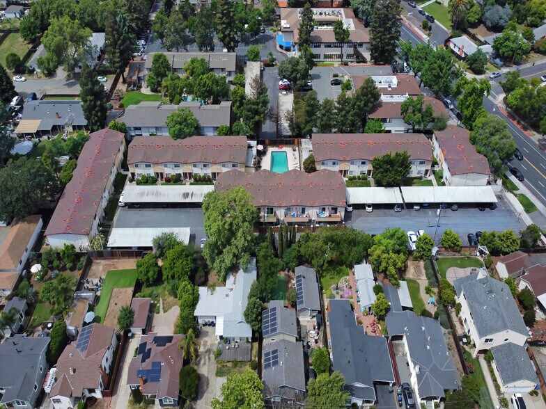 Primary Photo Of 3066 Willow Pass Rd, Concord Apartments For Sale