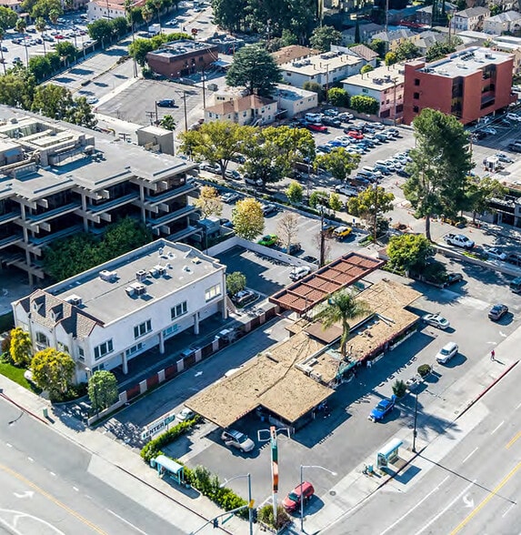 More Photos Of 3700 W Riverside Dr, Burbank Carwash For Sale