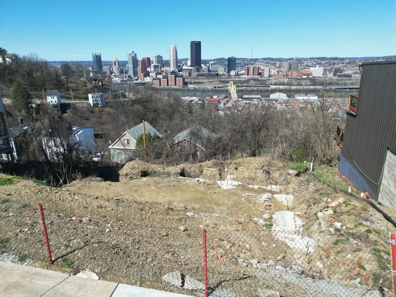 More Photos Of 1035 E Warrington Ave, Pittsburgh Land For Sale