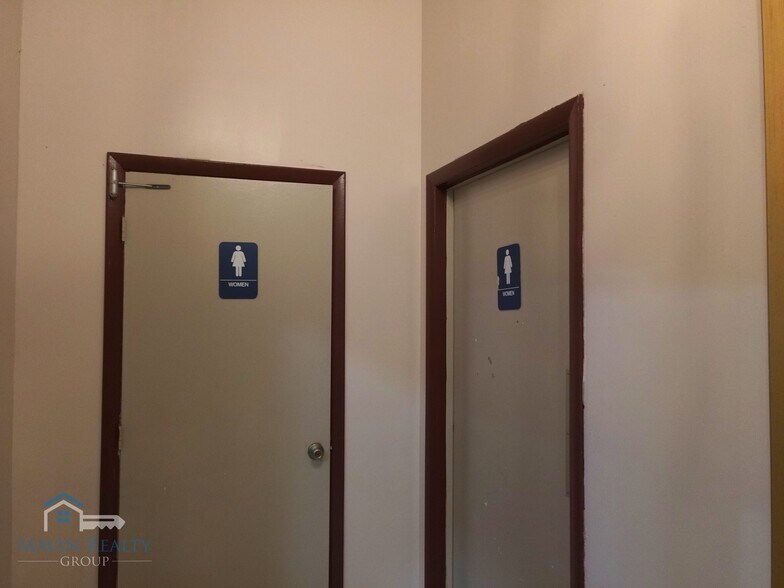 More Photos Of 2035 N Broadway, Baltimore Lodge Meeting Hall For Lease