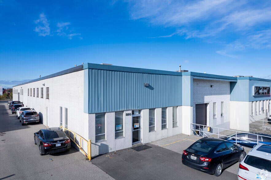 More Photos Of 800-850 Flint Rd, Toronto Manufacturing For Lease