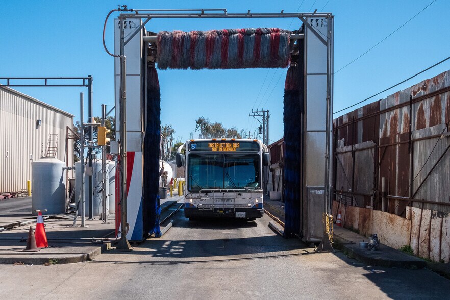 More Photos Of 3550 3rd St, San Francisco Land For Lease