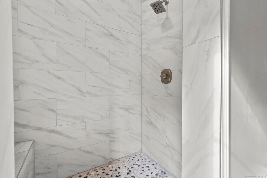 More Photos Of 286 Marlborough St, Portland Storefront Retail Residential For Sale