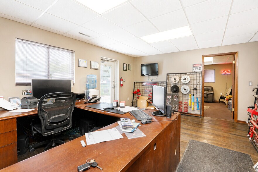 More Photos Of 235 Garfield St, Carlisle Warehouse For Sale