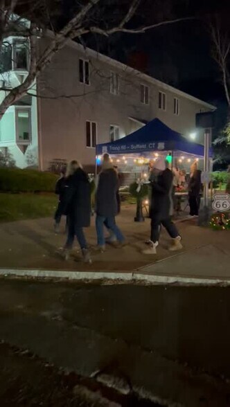 More Photos Of 133 Mountain Rd, Suffield Office For Lease