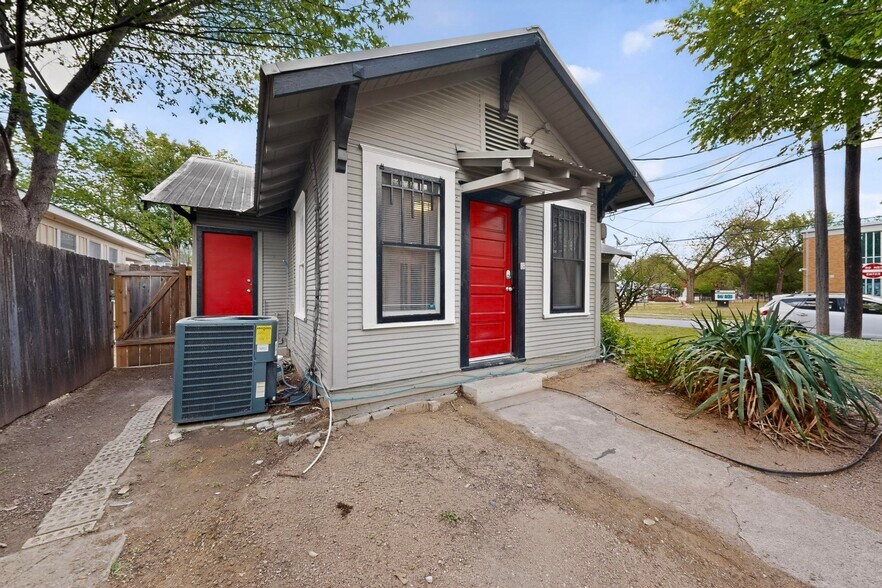 More Photos Of 78 San Marcos St, Austin Office Residential For Lease