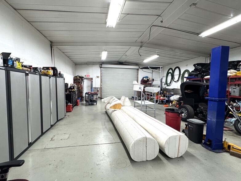 More Photos Of 1245 River Rd, N Fort Myers Industrial For Sale