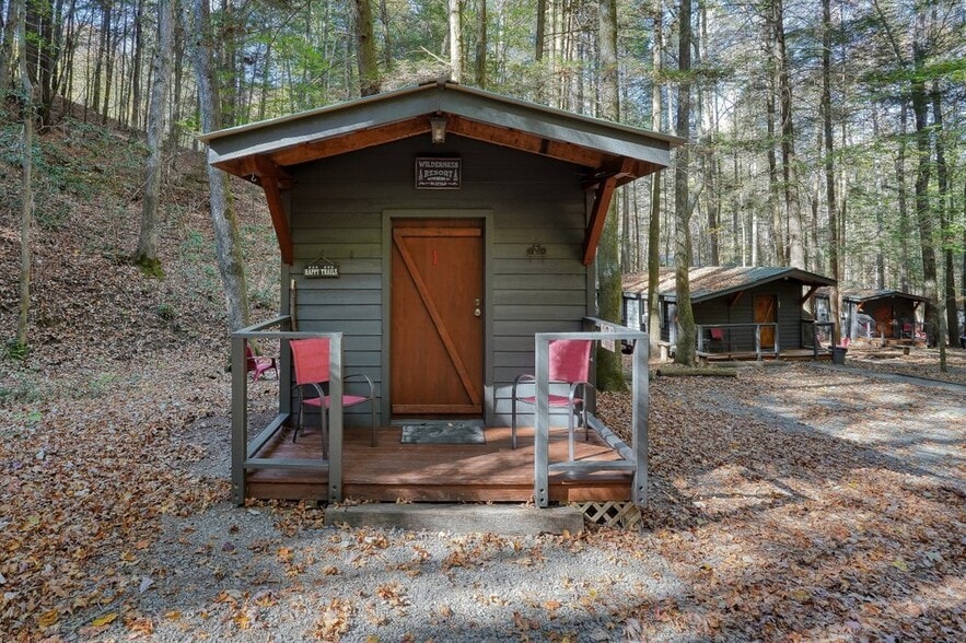 More Photos Of 400 Mulberry Gap Rd, Ellijay Hospitality For Sale