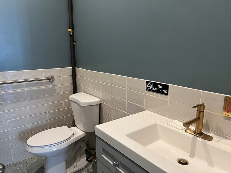 More Photos Of 550 Metropolitan Ave, Brooklyn Apartments For Lease