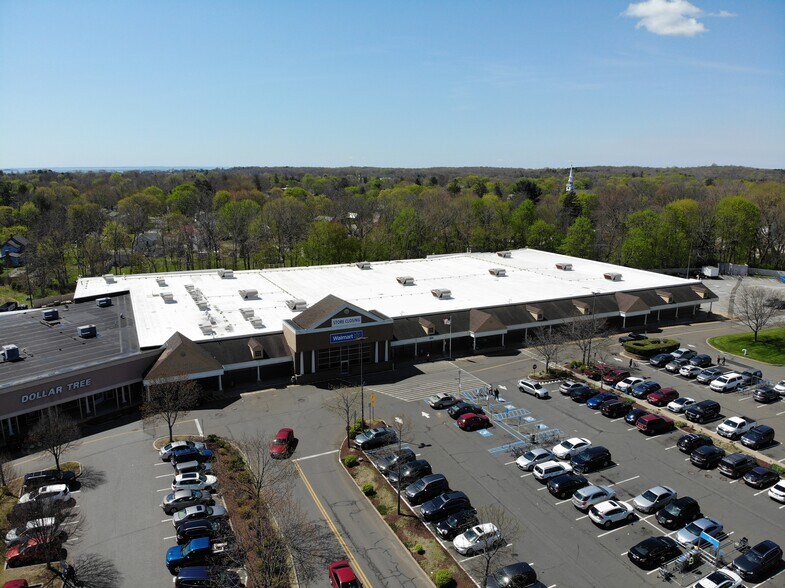 More Photos Of 830-900 Boston Post Rd, Guilford Storefront For Sale