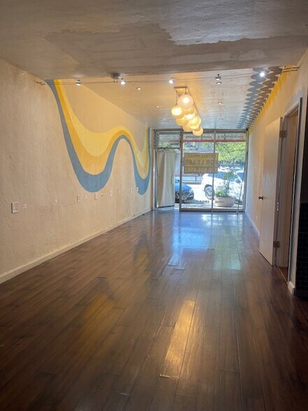 More Photos Of 3600-3606 Grand Ave, Oakland Storefront Retail Residential For Lease