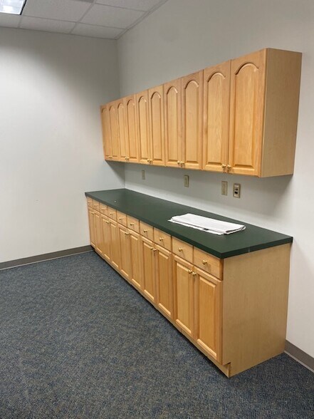 More Photos Of 5621 Departure Dr, Raleigh Light Distribution For Sale