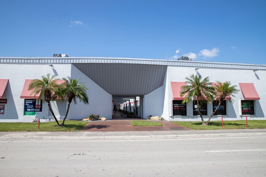 More Photos Of 7311-7323 NW 12th St, Miami Light Distribution For Lease