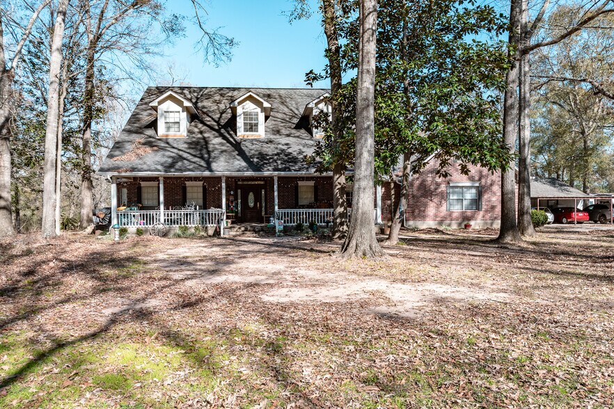 More Photos Of 19135 FM 1485, New Caney Trailer Camper Park For Sale