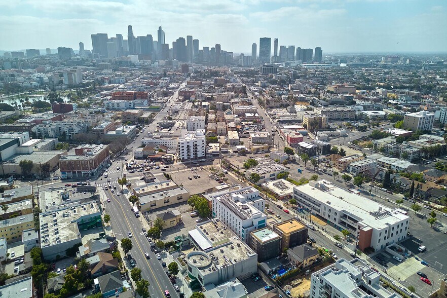 More Photos Of 830 S Hoover St, Los Angeles Storefront Retail Office For Sale