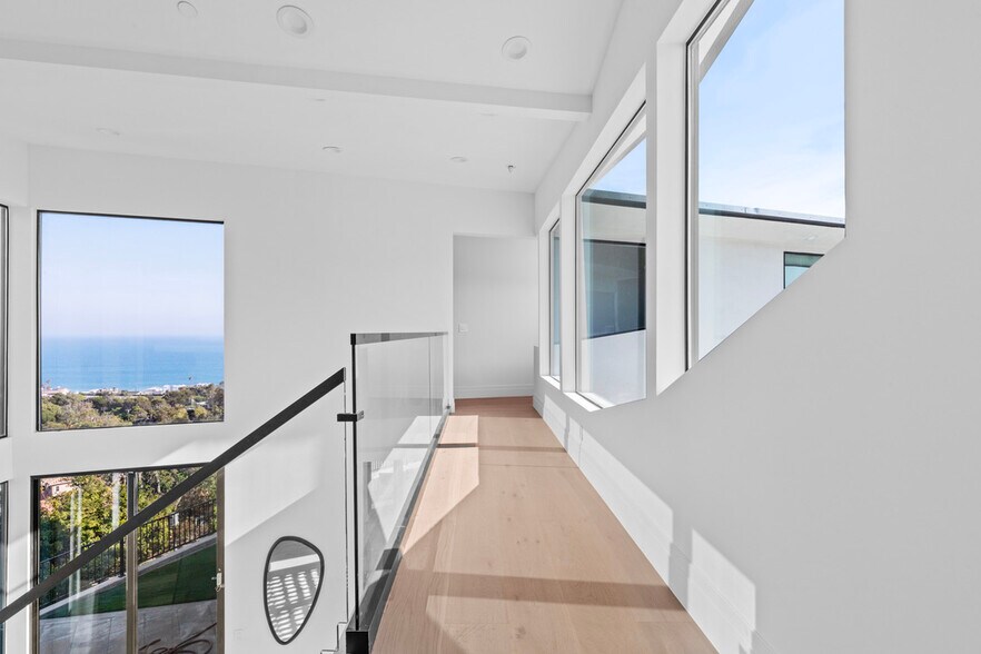 More Photos Of 6380 Meadows Ct, Malibu Rehabilitation Center For Lease