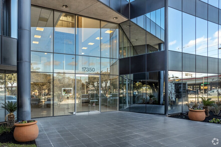 More Photos Of 17314 State Highway 249, Houston Unknown For Lease