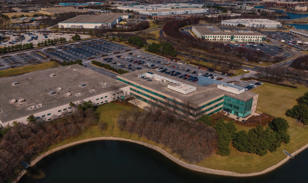 More Photos Of 750 N Commons Dr, Aurora Flex For Sale