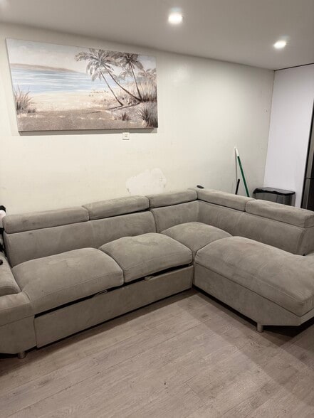 More Photos Of 1132 NW 2nd St, Fort Lauderdale Apartments For Sale