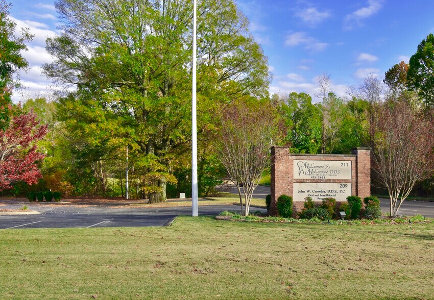 More Photos Of 209 Oil Well Rd, Jackson Healthcare For Lease