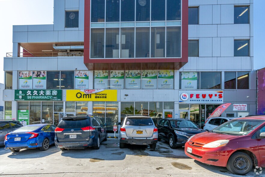 More Photos Of 7402 Grand Ave, Elmhurst Storefront Retail Office For Lease