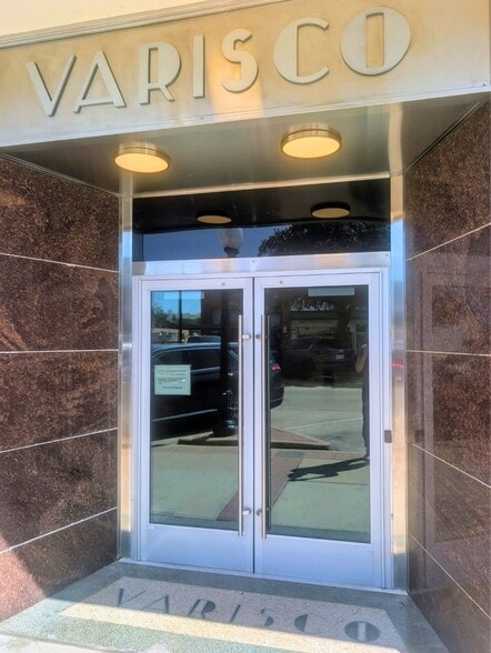 More Photos Of 219 N Main St, Bryan Office For Lease