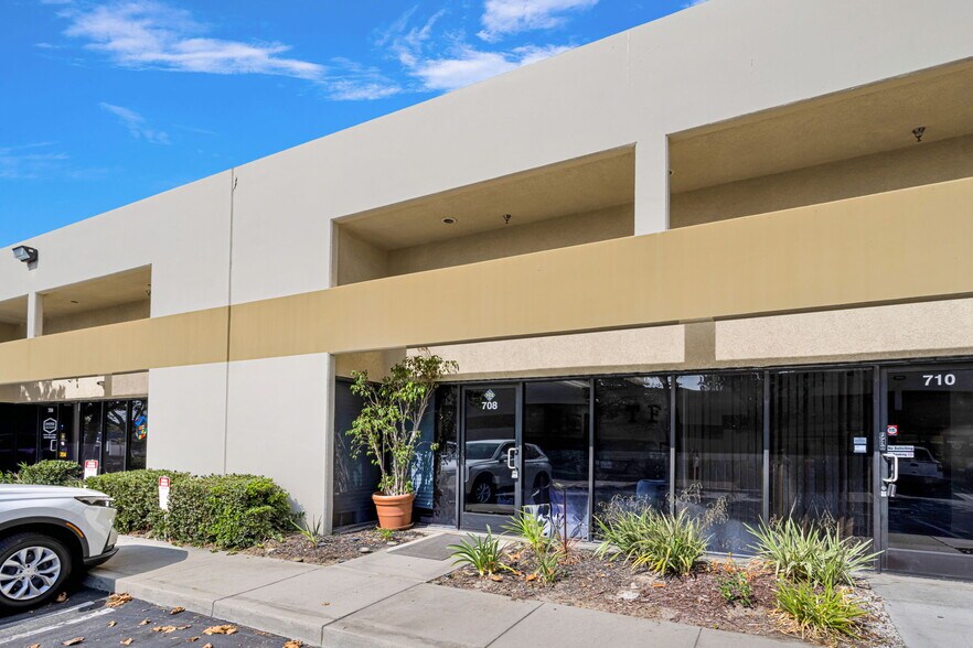 More Photos Of 10722 Arrow Route, Rancho Cucamonga Light Manufacturing For Sale