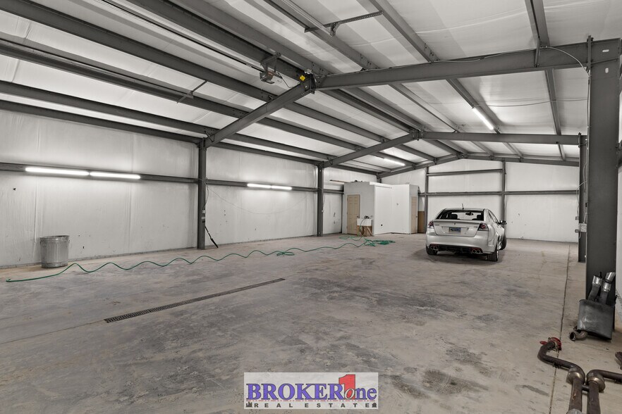 More Photos Of 220 Highway 96, Douglas Industrial For Lease