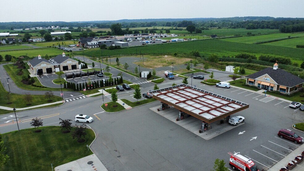 More Photos Of 140 West Rd, Ellington Land For Lease