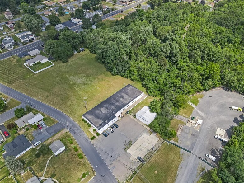 More Photos Of 201 Alpha Rd, Wind Gap Warehouse For Sale