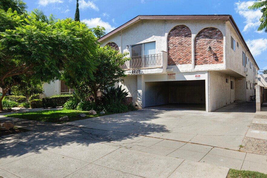 Primary Photo Of 3747 Mentone Ave, Los Angeles Apartments For Sale