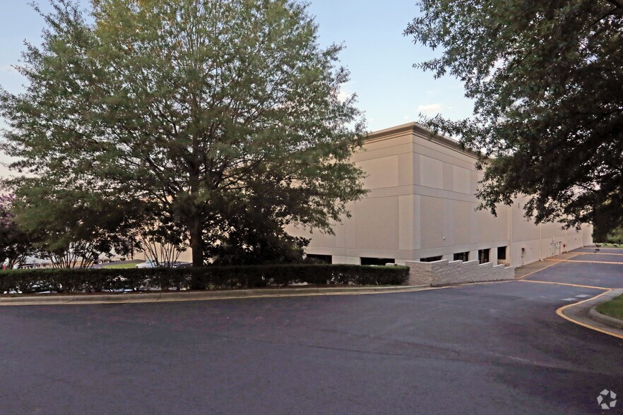 More Photos Of 5104 Chin Page Rd, Durham Warehouse For Lease