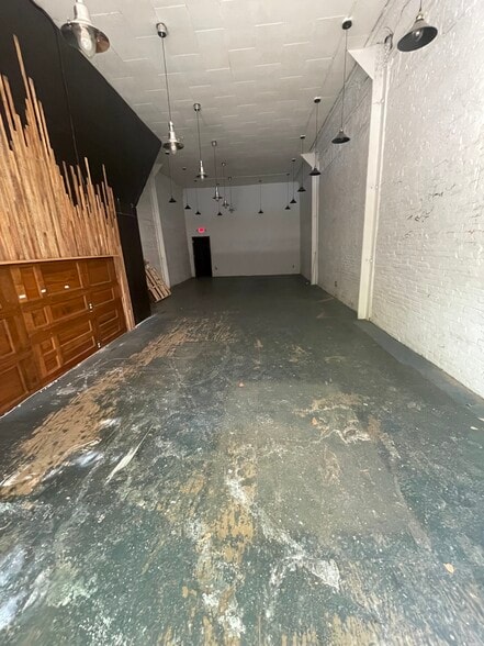 More Photos Of 929 Liberty Ave, Pittsburgh Storefront Retail Residential For Lease