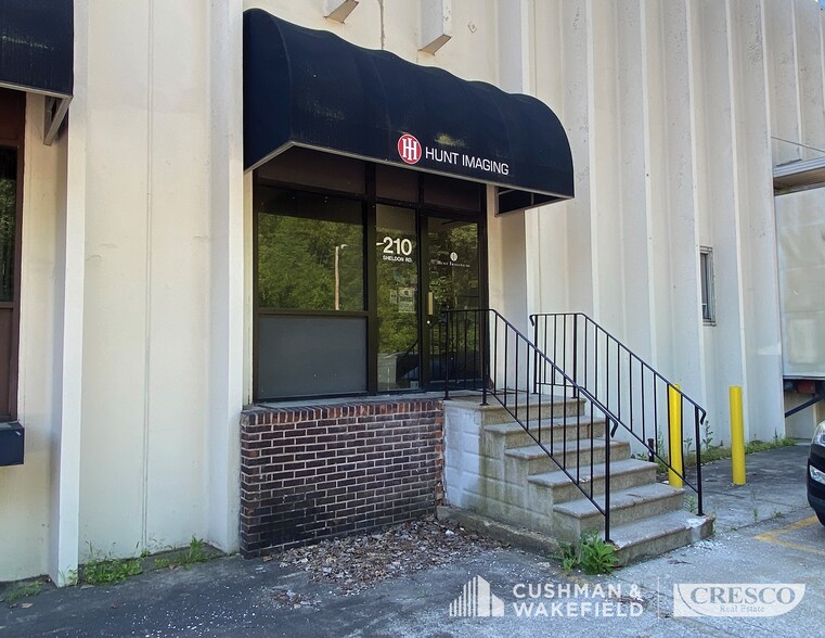 Primary Photo Of 200-250 Sheldon Rd, Berea Manufacturing For Lease