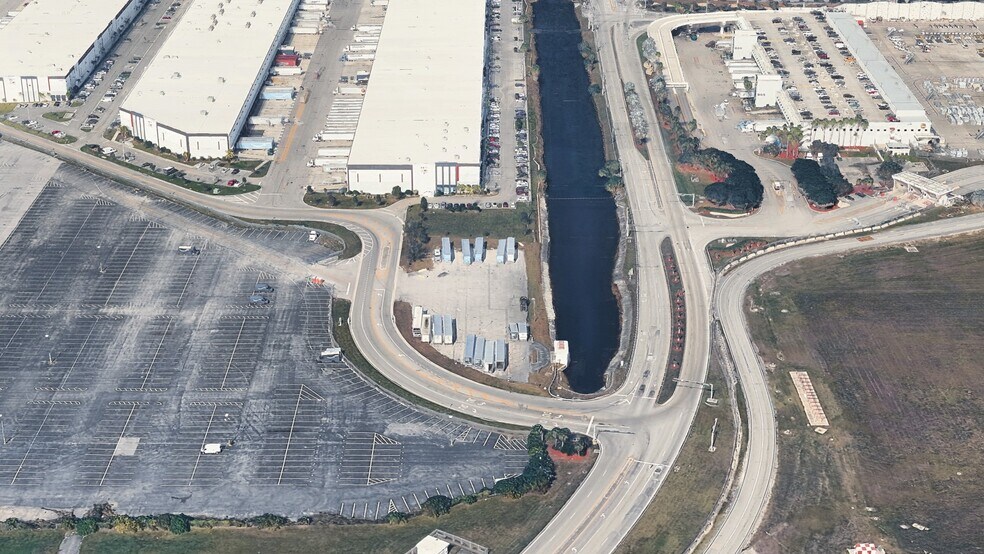 More Photos Of 3200 NW 67th Ave @ NW 32nd Street, Miami Land For Lease