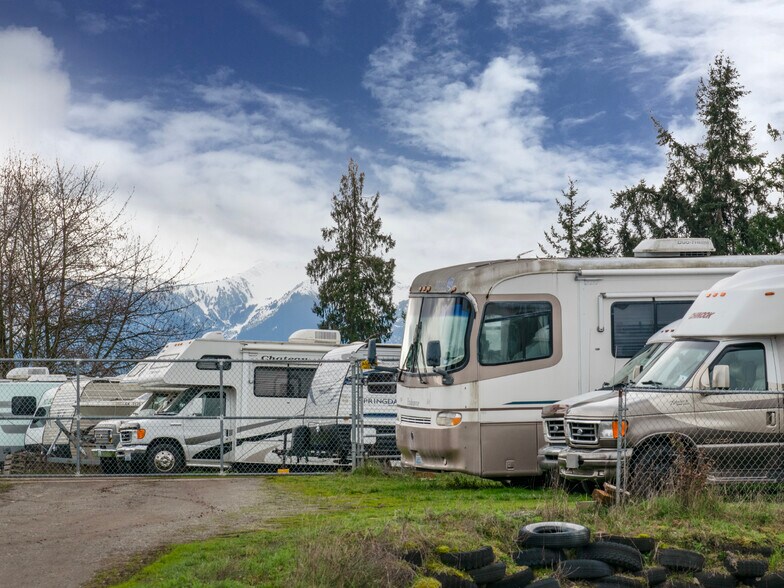 More Photos Of 275 S 7th Ave, Sequim Auto Repair For Sale