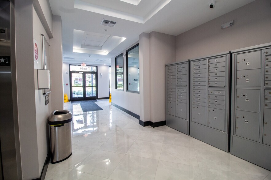 More Photos Of 13564 Village Park Dr, Orlando Office For Lease