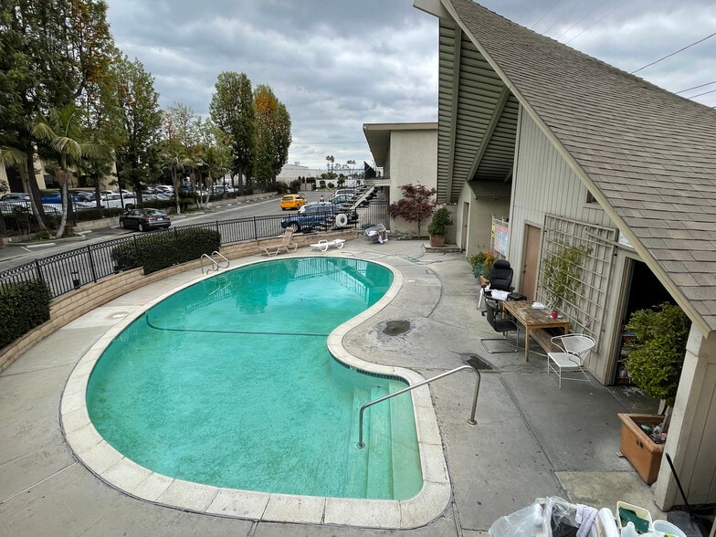 More Photos Of 1018 E Orangethorpe Ave, Anaheim Hotel For Sale