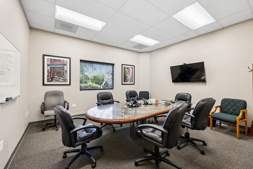 More Photos Of 550 Price Ave, Redwood City Office For Sale