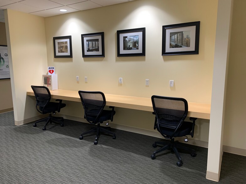 More Photos Of 3290 Cumberland Club Dr, Atlanta Office For Lease