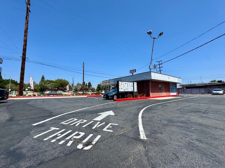 More Photos Of 14362 Telegraph Rd, Whittier Fast Food For Lease