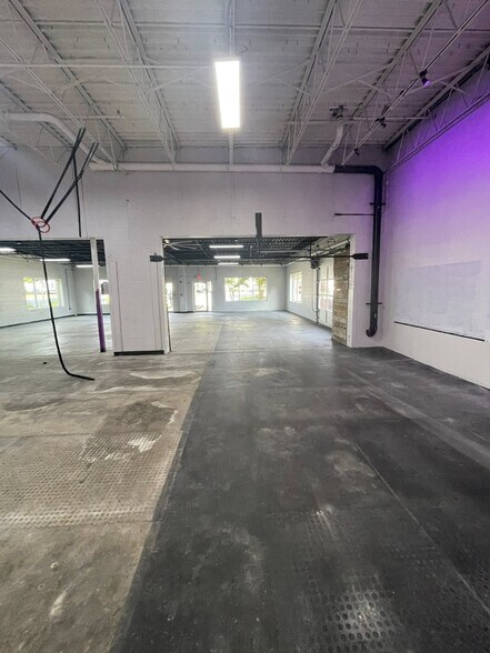 More Photos Of 1341 Hughes Ford Rd, Frederick Light Manufacturing For Lease