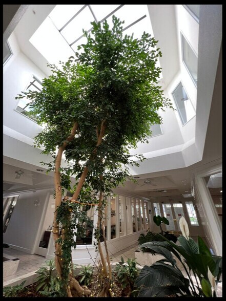 More Photos Of 2880 N Tracy Blvd, Tracy Medical For Lease