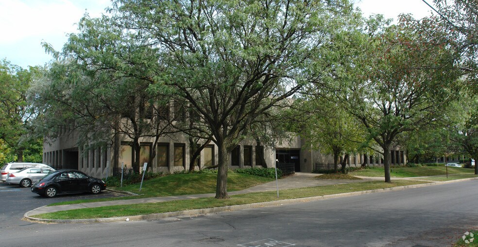 More Photos Of 1001 James St, Syracuse Medical For Lease