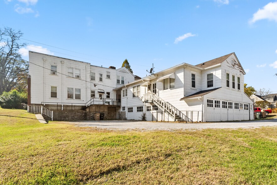 More Photos Of 1601 Stratford Ave, Nashville Apartments For Sale