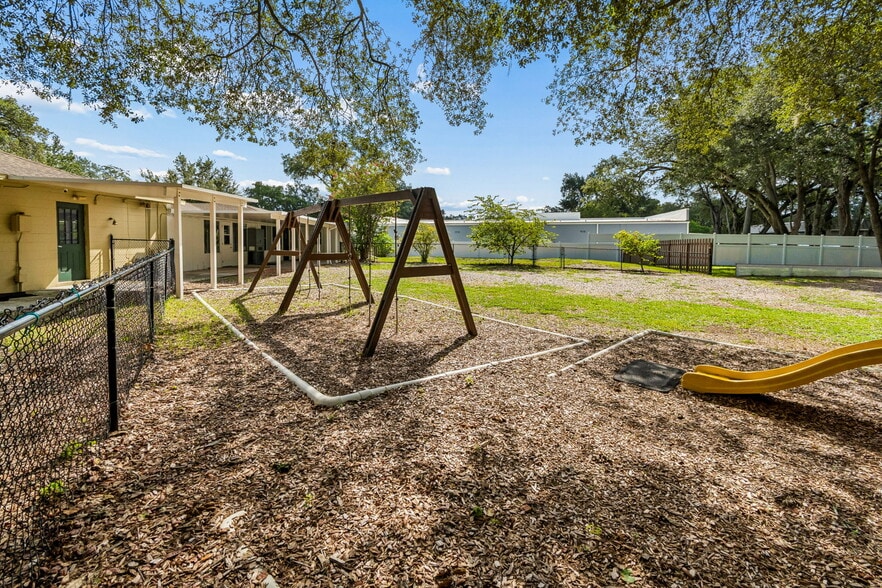 More Photos Of 4001 Skipper Rd, Tampa Schools For Sale