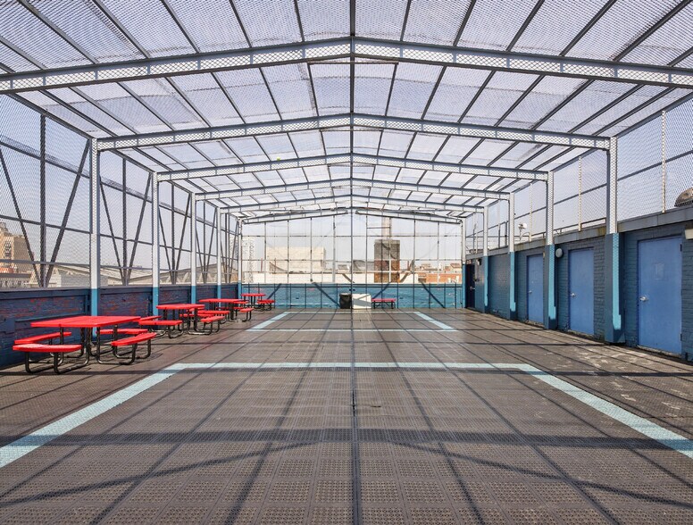 More Photos Of 124 Wadsworth Ave, New York Religious Facility For Lease