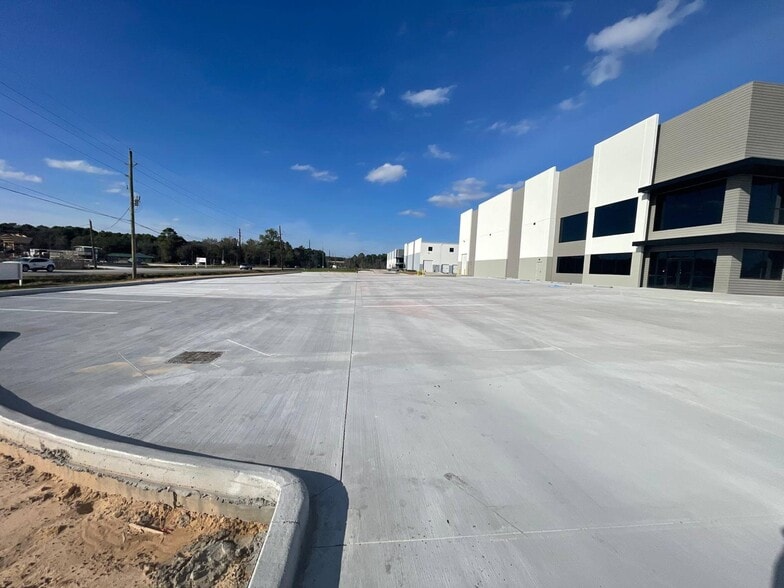More Photos Of 15922 Boudreaux rd, Cypress Warehouse For Sale